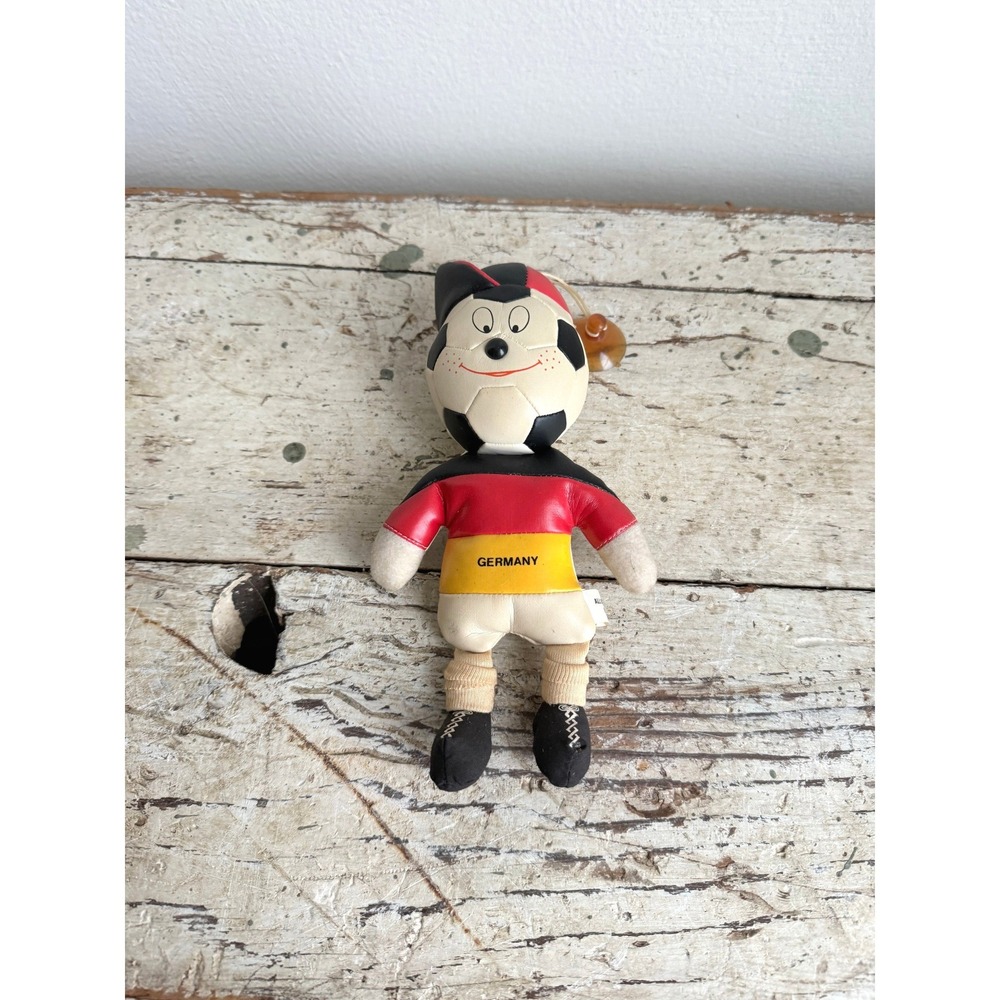Vintage 1994 World Cup Germany Soccer Mascot Plush Suction Cup Toy USA 94 - Picture 3 of 5